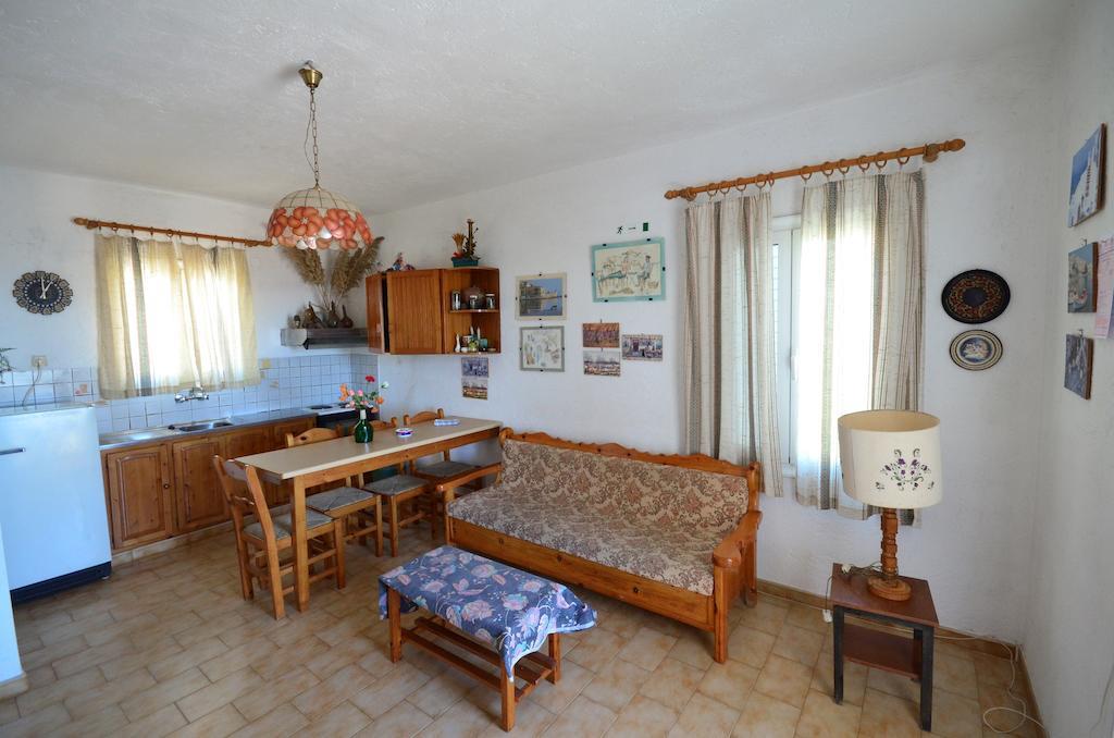 Makrýgialos Villa Feggari חדר תמונה